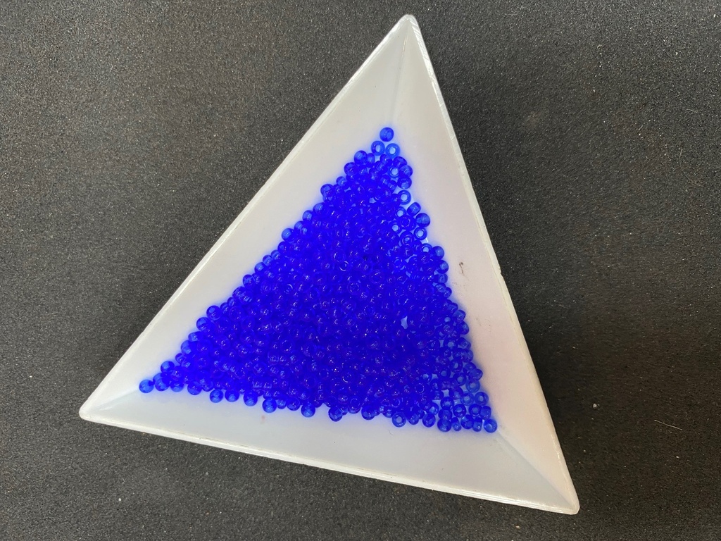 Perles de rocaille transparentes  taille inf. 3 mm, trou 1 mm, sachet d'env. 30 gr, Bleu profond