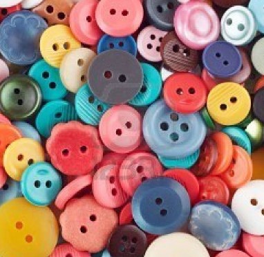 Bouton recyclé en vrac multicolor rond diam 1 à 4cm trou 2 à 4mm