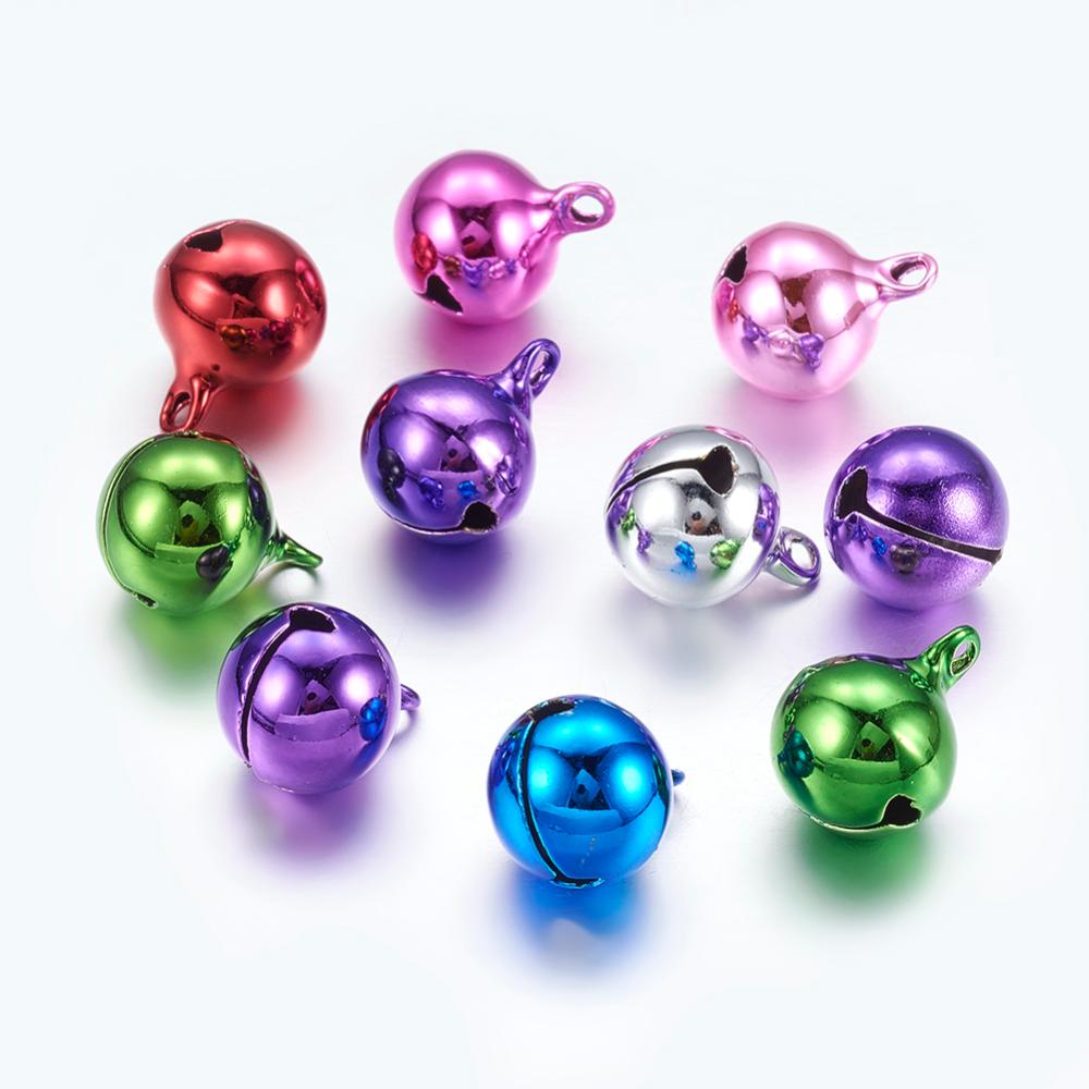 Petit grelot en laiton coloré diam 12mm,  long16mm, trou 2mm, coloris variés