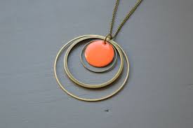 OLD Pendentif, rond émaillé, multiple couleurs, diamètre 8mm, trou 1mm