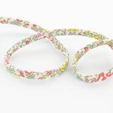 Découpe de Biais Liberty spaghetti 5mm, différents motifs et coloris, au mètre
