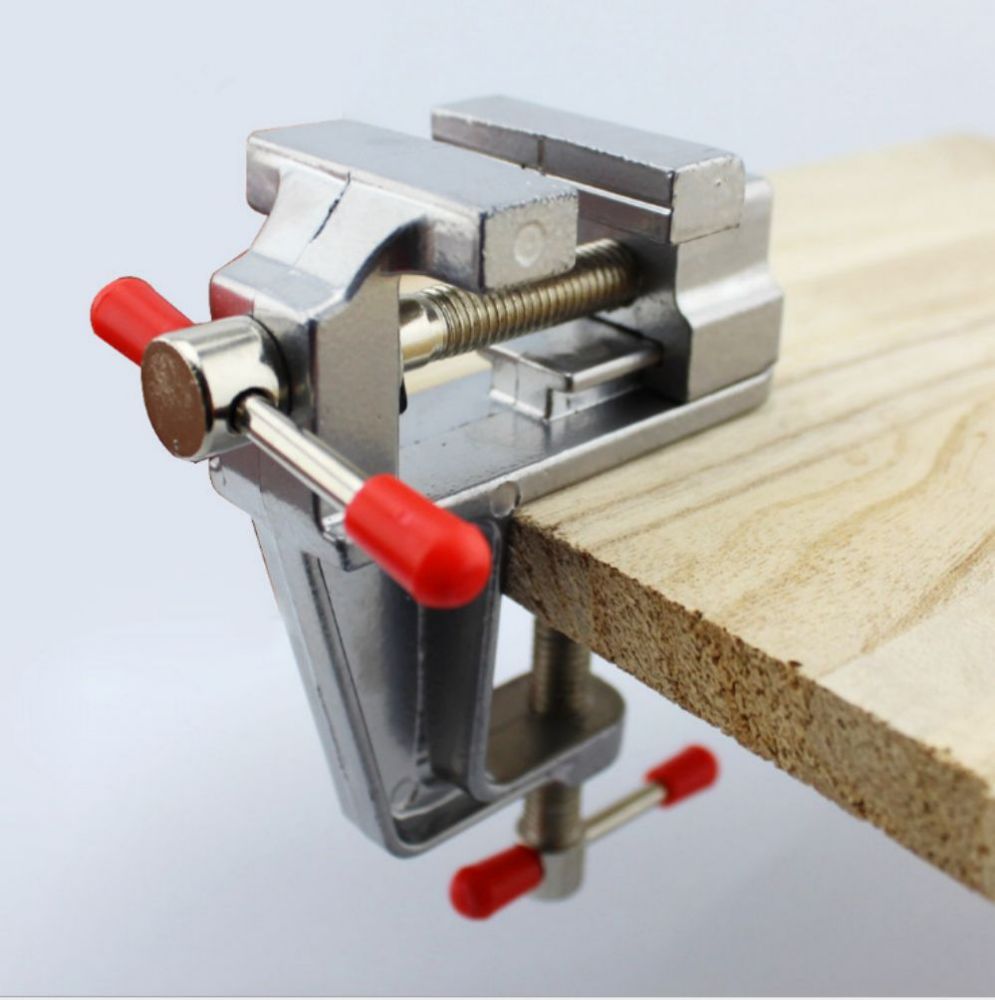 Mini étau de table en alliage d'aluminium, 8,2x8,6x3,6cm, l'unité