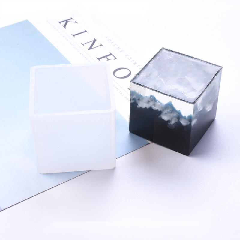[DIY-L005-02-50mm] Moule en silicone, cube, 57x57x53mm, Taille intérieure: 50x50 mm