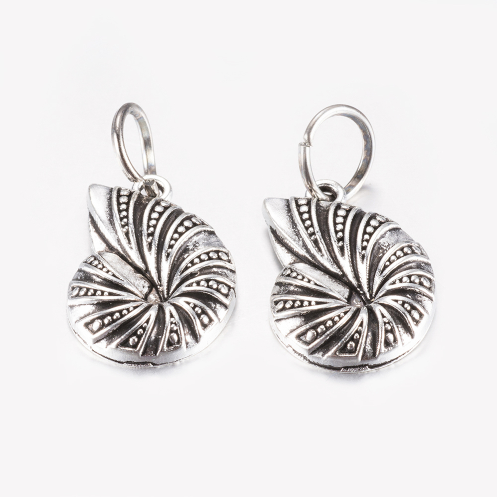 [PALLOY-F199-15AS] Pendentif en métal, nautile, avec anneau, 23,5x17x3,5mm, trou 7,5mm