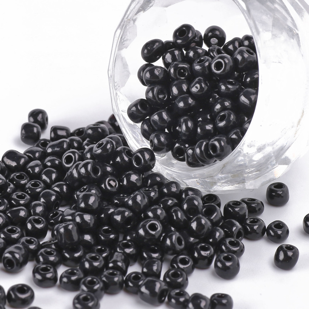 Perles de rocaille OPAQUES, TAILLE 4mm, trou 1,5mm, NOIR, sachet 12 gr.
