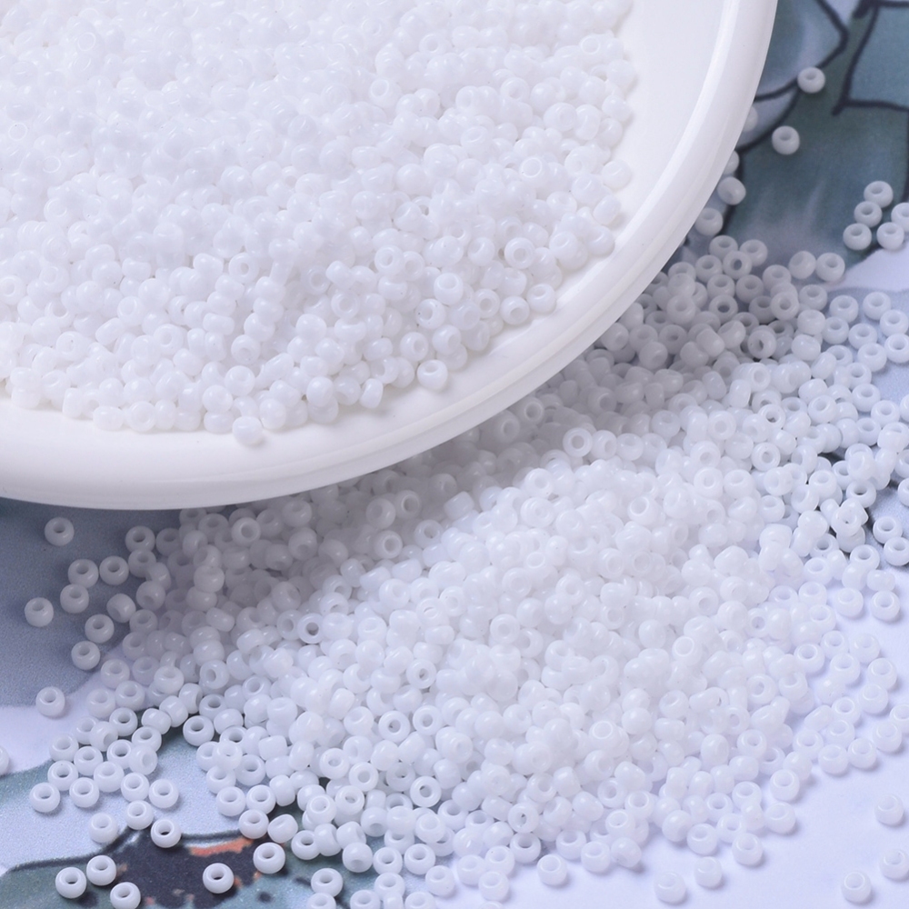 Perles Miyuki rocaille 11/0 fiole de 3g, RR0402F blanc