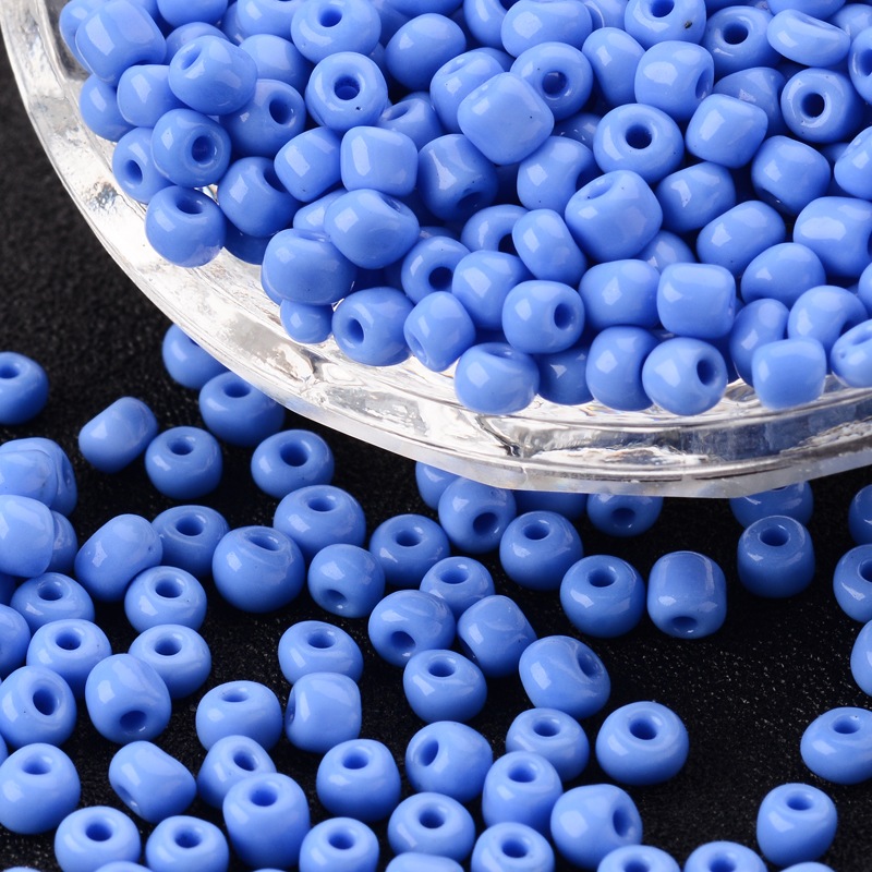 Perles de rocaille OPAQUES, TAILLE 2mm, trou 1mm, BLEUET, sachet 12 gr.