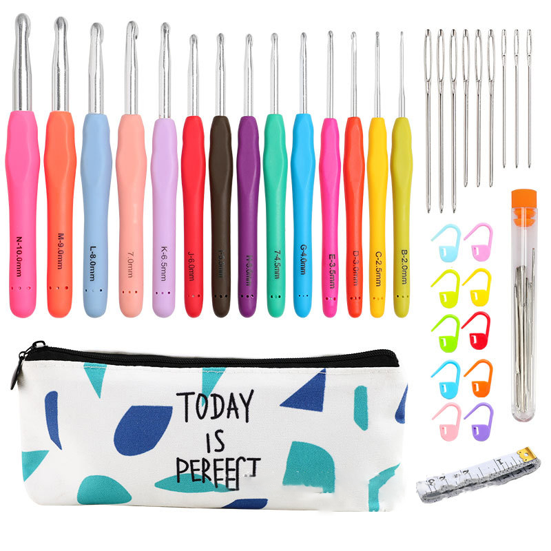 [SENE-PW0003-101G SENE-PW0003-101C] Kit complet pour le crochet : 14 crochets en aluminium, marqueurs de maille, mètre ruban, aiguilles, sac de rangement bleu et vert